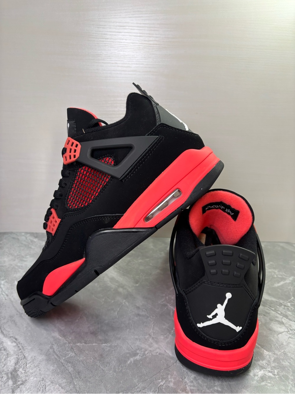 Air Jordan 4 Retro “Red Thunder” Men’s Lace-Up Basketball Sneakers - Picture 5 of 6